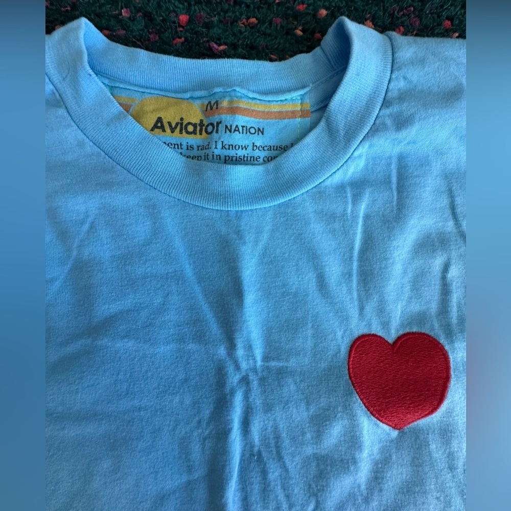 RARE Aviator Nation Heart Tee Blue Rainbow Stripe Boyfriend Tee NWOT M - Picture 3 of 16